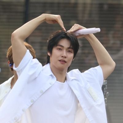 mori_cordelia's profile picture. 🤟
letsroll