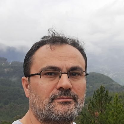 Büyük Türkiye yolunda Recep Tayyip Erdoğan'ın yanında Devlet Millet düşmanlarının karşısında sonuna kadar mücadeleye devam!