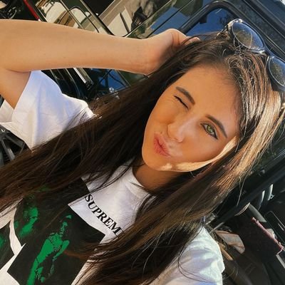 VIoletBran6187's profile picture. Joy is Coming