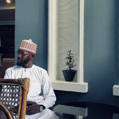 BETTER DAY'S ARE COMING IN SHAA ALLAH🙏🏻😍🥂🤝🏼.REAL MADRID FAN 🤍HUMANITY IS ALL WE NEED BUSINESS OWNER , COSMETICS AND JEWELRIES.