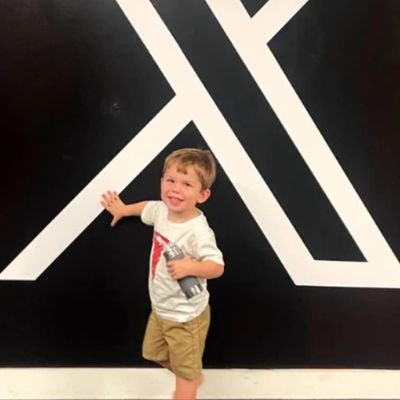 Son of Elon Musk. Self Media. MEGA 🇺🇸❤️. I'll never speak ill of my Dad. Stay safe, God Bless America 🇺🇸.