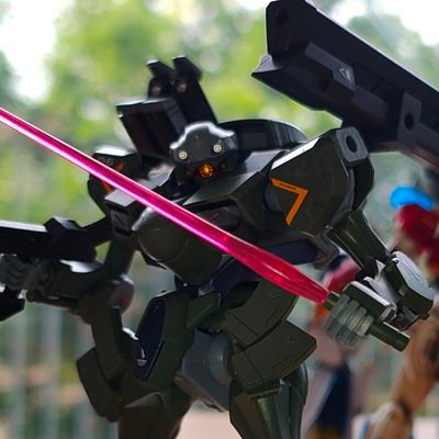 模型部所属の学生デース
30MMやヘキサギアなどのロボット系を中心に、気に入ったものを作りながら言いたいこと好きに言ってます
定期考査期間中は更新出来ません(´・ω・`)
模型好きの人と繋がりたい(〃ω〃)