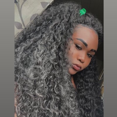 V_silv1's profile picture. 