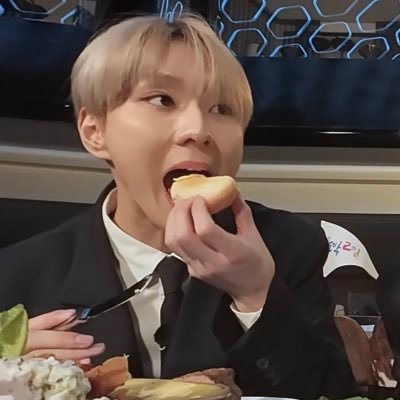 bibidingdong's profile picture. 엔하이픈 커넥트🫶🏻