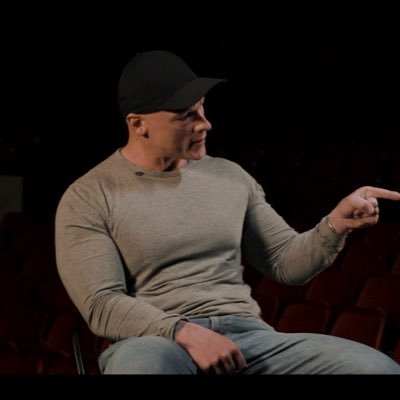 OTT secret agent, loves the wrestling , never bet in me life. Greatest Irish Wrestler Of All Time 🇮🇪