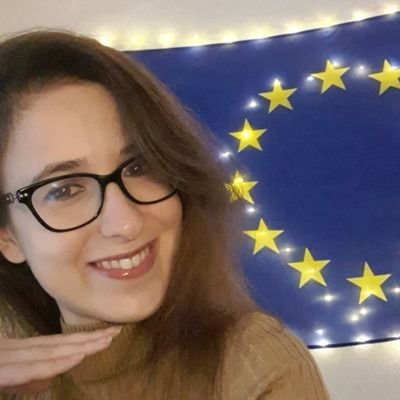 🇮🇹 living in 🇬🇧. Brexshit👎
MCU, TV shows, Movies❤ VFX lover and worker (latest achievement M:I 8 credit). Agnostic atheist.
🏳️🌈