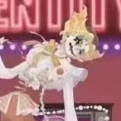 yyyymmt525's profile picture. Chinese .I just used this software, so I'm not very good at using it.  
I Like Alva Ithaqua and Mike Morton and🤕best
I like 🌪⚡️  all×⛏   all×📷  ，🧲bothok