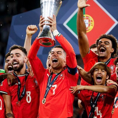 FaizanAVAIS's profile picture. iam here to talk about football