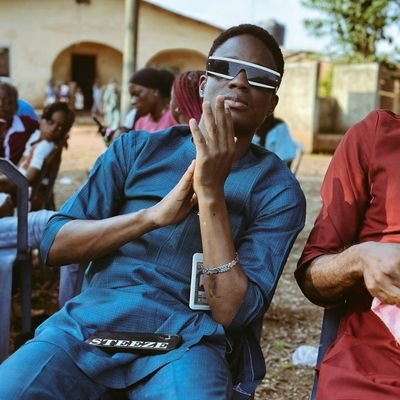 Law Graduate. Muslim. African culture Enthusiast . Manchester United. Politician. Ogun State Future Governor. Legal Adviser, NYCN(Yewa South), Ayinla Omowura ♥️