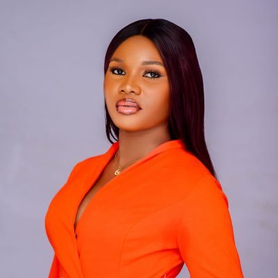 nne_kaah's profile picture. User Experience Designer | Product Designer