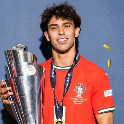 Kościół pw. Cristiano Ronaldo, Rafaela Leão i João Felixa. Qualified historian, geopolitician, geostrategist.