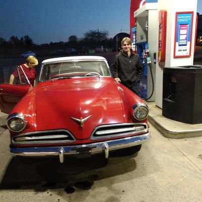 PassiveLeslie's profile picture. 