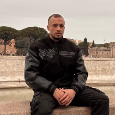 jbelevate's profile picture. virtual worldbuilding. prev @imperialcollege