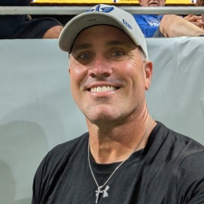 Special Teams Coordinator / RB Coach @XFLBattlehawks - Coach for the @RaginCajunsFB - Formerly of the @Bengals @Lions @Jaguars - Christ Follower