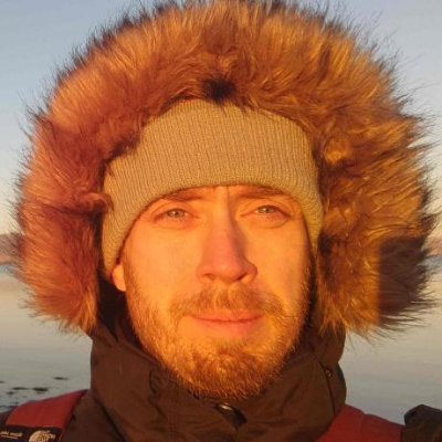 lzagroba's profile picture. Software Developer. I use vim btw.