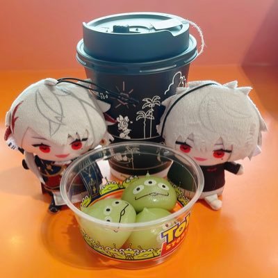 好きなタイプは顔に模様があるかまつ毛バサバサな男です。君も祓屋にならないかい？