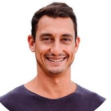 Macro Trader & Investor in #Crypto #Bitcoin #RealEstate (NFA) 'The Investor Accelerator' Report and Education: https://t.co/SmSuhAsG2y 300k+ YouTube