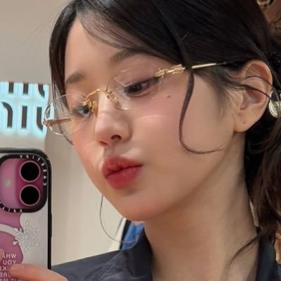 THE31O8's profile picture. 🍒𓂃 cherry and only you—i like.⭑cute⭑sweet⭑yummy𓂃🍒 these are all favourites ⌕ Wonyoung is always at heart 💌 ★