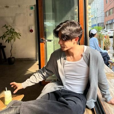 netsiraphop_'s profile picture. 