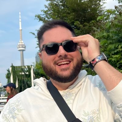 Nick Poulimenakosさんのプロフィール画像