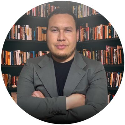 Politólogo – Planificador. #PolíticaInternacional. Creo firmemente en mis convicciones. Mi anterior cuenta (@viicaballero) fue arrebatada.. #Estoico.