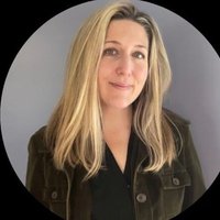 Cara Devlin (@devlin_ink) 's Twitter Profile