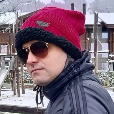 🔺 Lvl 35.
🐧 Geek .
🗣️ Pt-br/En
💡 I don't idolize politicians.
🤔 Political skepticism is my way.
🌐 I've been in 🇫🇷🇮🇹🇨🇭.