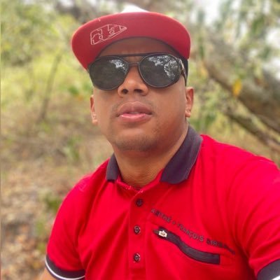 Migue24r's profile picture. Tecnólogo. Papá de 🐶🐶 En la construcción de un mañana siempre mejor.