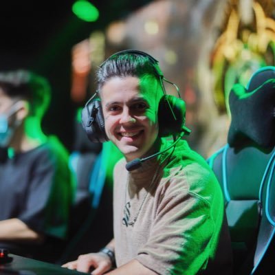 ⚔ Soy el peor jugador del @lol_es • | 🎰 Slots, Casino y Poker • | 💰 RECLAMA TU BONO GRATIS AQUI ⬇️