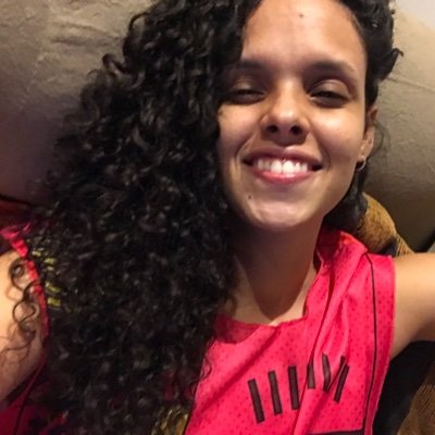 Uma deusa, uma louca, uma feiticeira ela é dms... 00s artistah | formada em porra nenhuma (obs: ainda)