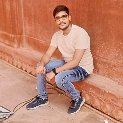 VishalSingh9206's profile picture. 