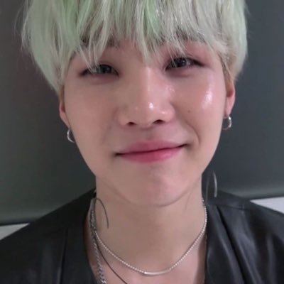 bytasya18's profile picture. @BTS_twt ot7  ///  @CwrNew @zee_pruk #ZeeNuNew