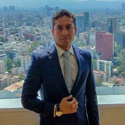 Abogado. Oaxaqueño. Apasionado del Derecho Penal.