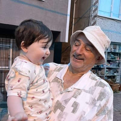 tasc_temel's profile picture. Hâşâ, kuluna hışmetmez Mevlâsı;
Herkesin çektiği kendi cezası!.......