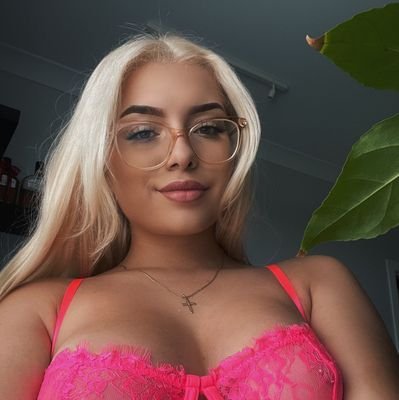 Maryjoy81286356's profile picture. Happiness is the best for every soul who works for it 💗.