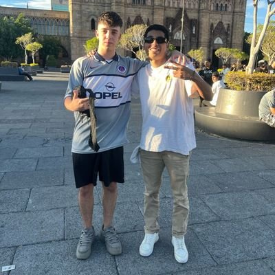 Carlos291450's profile picture. La vida son buenas y malas rachas