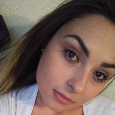 I'm single and looking for a serious relationship with a good man who will show me love and care, honest, faithful