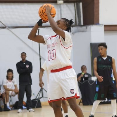 2027 PG/SG | 5’10 165 lbs | St. George’s Independent High School | 3.6 GPA | Cell: 9012826009 | email: @lamarhunter478@gmail.com
