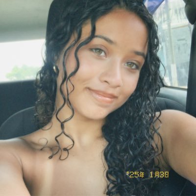 vivigomzs's profile picture. writted by marisa monte