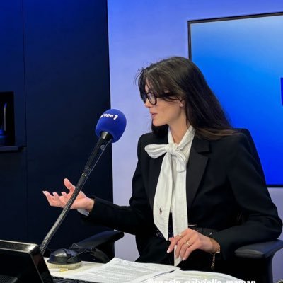 Journaliste / documentariste / prof de droit @SorbonneParis1