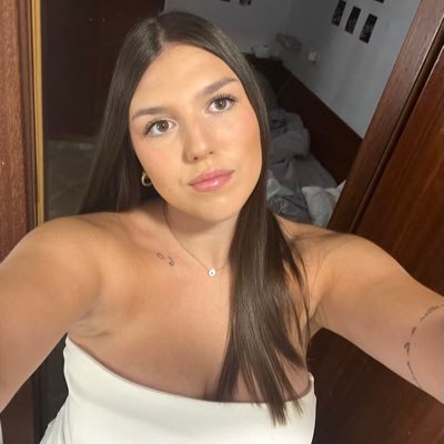 valeriacapeel's profile picture. Estudiante de Ciencias Políticas en la Universidad de Granada