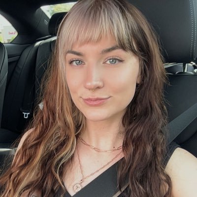 self appointed personality hire at ADVANCED ✨ Interested in becoming an ADVANCED Ambassador? DM me :) 🪴ETSY SHOP OWNER!👋 *I only post ab potions
