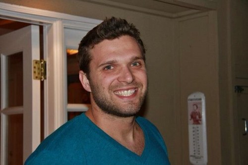 Tweetingbyron's profile picture. Love my family, love having fun