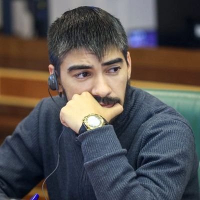 Periodista - Experto en relaciones internacionales -