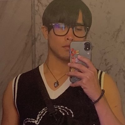 Redfield_Sebs's profile picture. 🏋️‍♀️Gym / 🎮 GAYmer /  Chat? con foto😊 📷