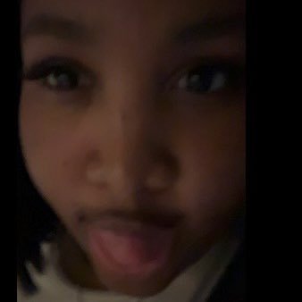 victoria_k0's profile picture. anything I tweet past 10pm is fake