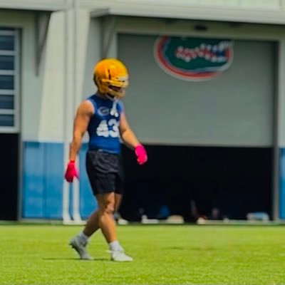 ethanreece33's profile picture. Olentangy High School || 2027 || Football || Track || LB || 5’10” || 180LBS || 3.77 GPA