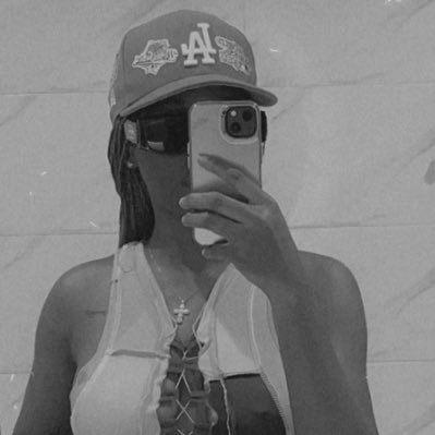 furlan_xo's profile picture. ❤️💙💛💜💚🖤  UNDILUTED SAUCE