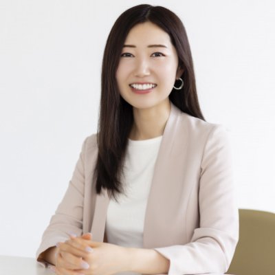 独立したばかりの日常を発信✨
気軽にフォローしてください☺️
●会社員13年(法人営業→IR投資家広報)→2025年独立
●創業支援/女性支援/ブランディング/業務効率化/補助金・融資支援
●千葉県中小企業診断士協会所属/上智大卒/TOEIC900