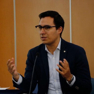 Enseño políticas públicas-urbanas en @UNAM_FCPYS @faunam_mx e @IBERO_mx | Colaboro en @Pol_Pub_enMX | Edito @Rev_Encrucijada